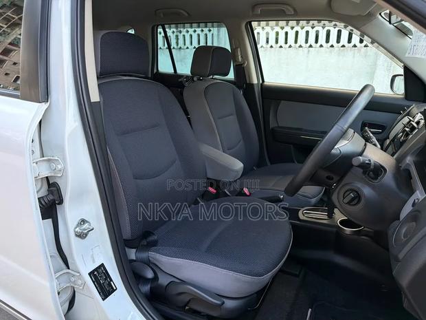 Mazda Verisa 2012 White