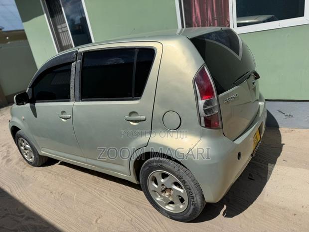 Toyota Passo 2006 Green