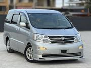 Toyota Alphard 2.4 Petrol FWD 2004 Silver for sale