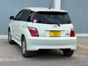 Toyota IST 2005 White for sale