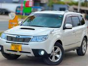 Subaru Forester 2009 White for sale