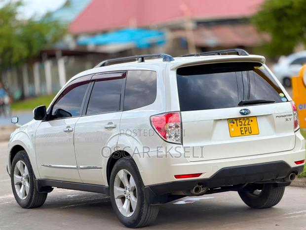Subaru Forester 2009 White