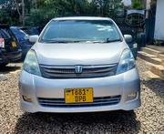 Toyota ISIS 2005 Silver for sale