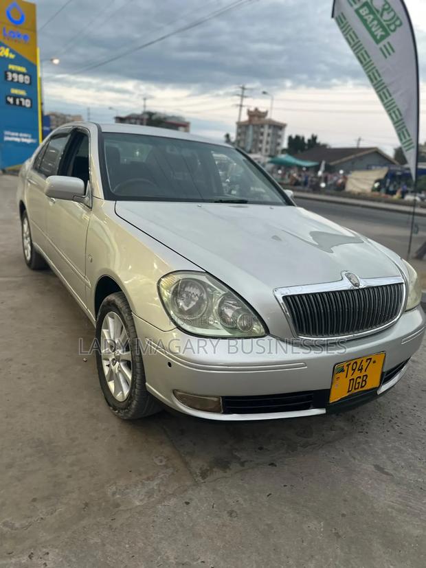 Toyota Brevis 2004 Silver