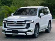 Toyota Land Cruiser 2023 White for sale