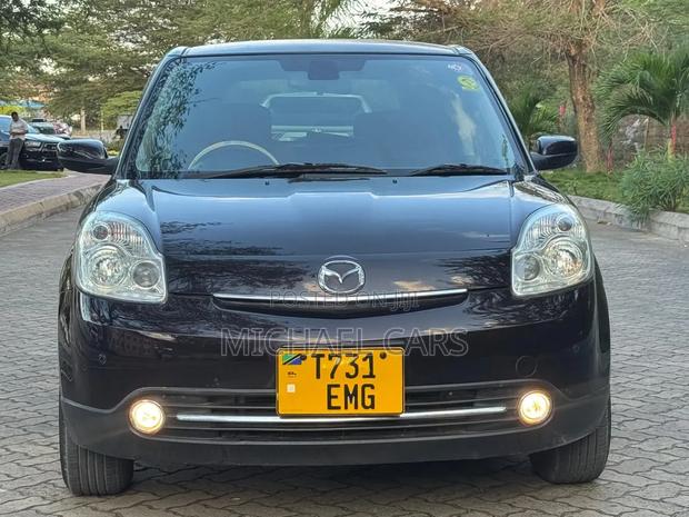 Mazda Verisa 2010 Brown