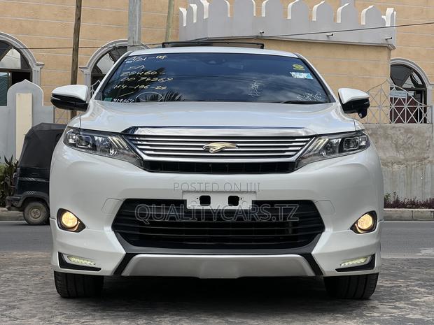 Toyota Harrier 2016 White