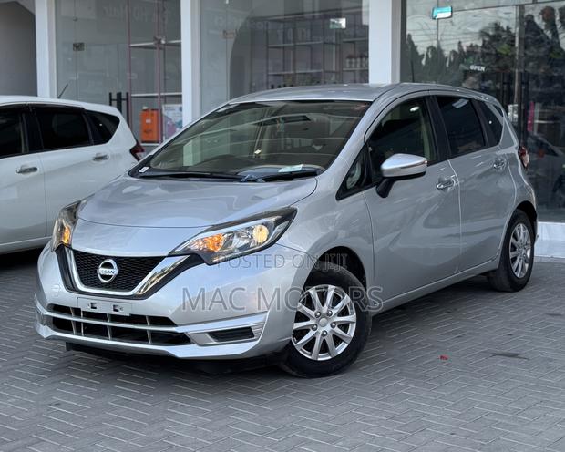 Nissan Note 1.6 Petrol 2017 Silver