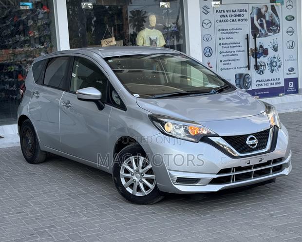 Nissan Note 1.6 Petrol 2017 Silver