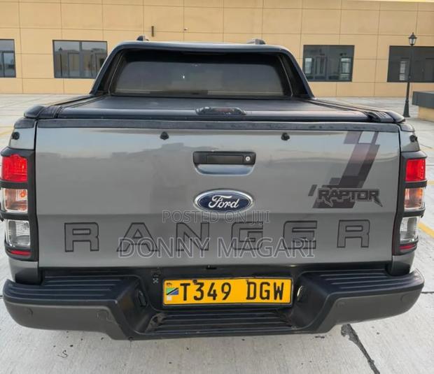 Ford Ranger 2015 Black