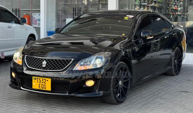 Toyota Crown 2009 Black