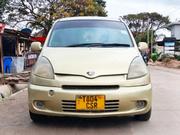 Toyota Fun Cargo 2003 Gold for sale