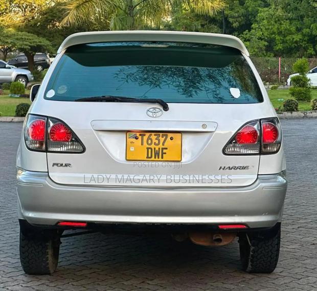 Toyota Harrier 2.4 16V 4WD 2002 White