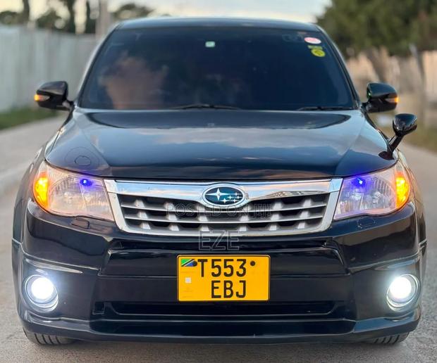 Subaru Forester 2011 Black