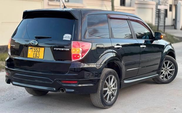 Subaru Forester 2011 Black