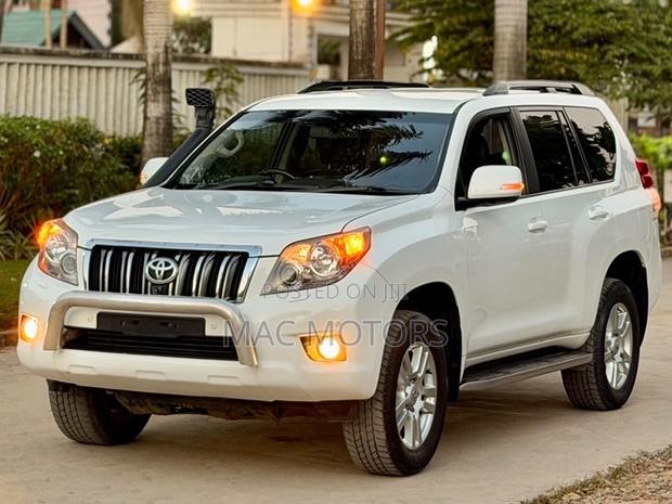 Toyota Land Cruiser Prado 3.0 TD 2010 White