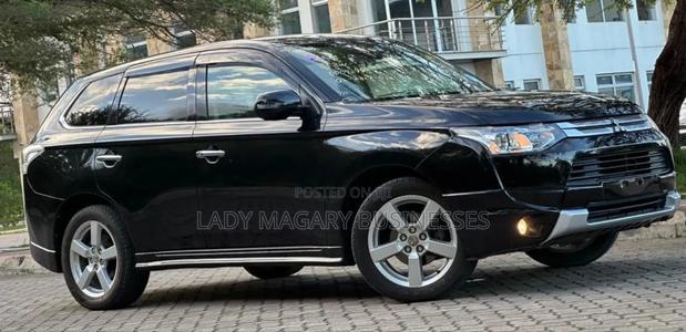 Mitsubishi Outlander 2013 Black
