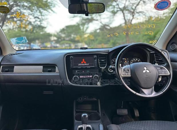 Mitsubishi Outlander 2013 Black