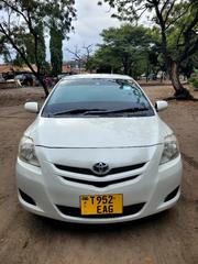 Toyota Belta 2007 White for sale