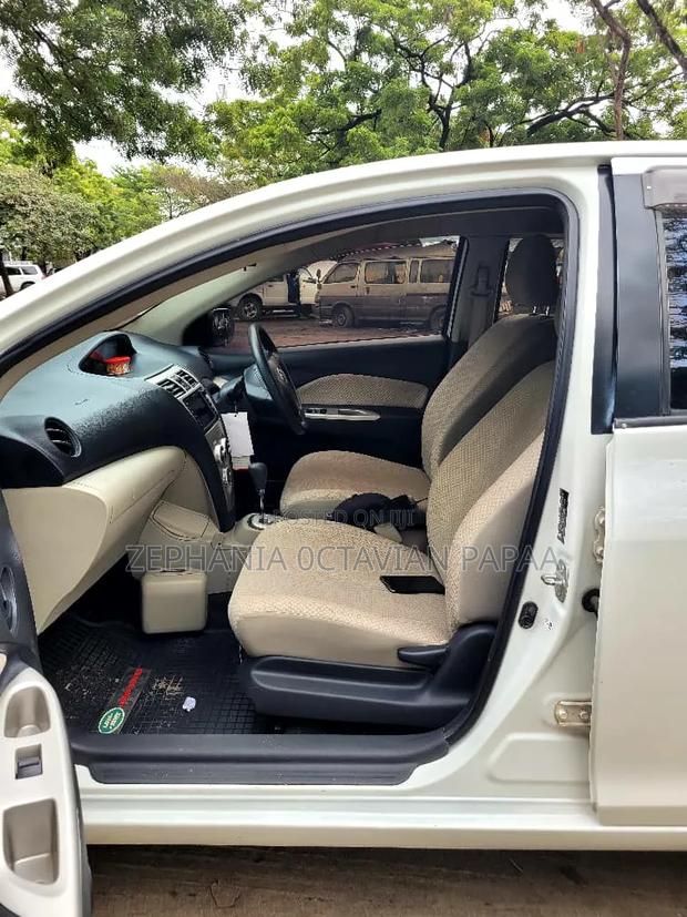 Toyota Belta 2007 White