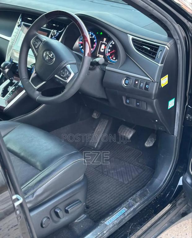 Toyota Harrier 2016 Black