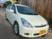 Toyota Wish 2004 White for sale