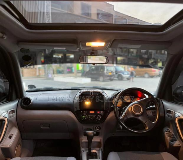 Toyota RAV4 Automatic 2003 Black