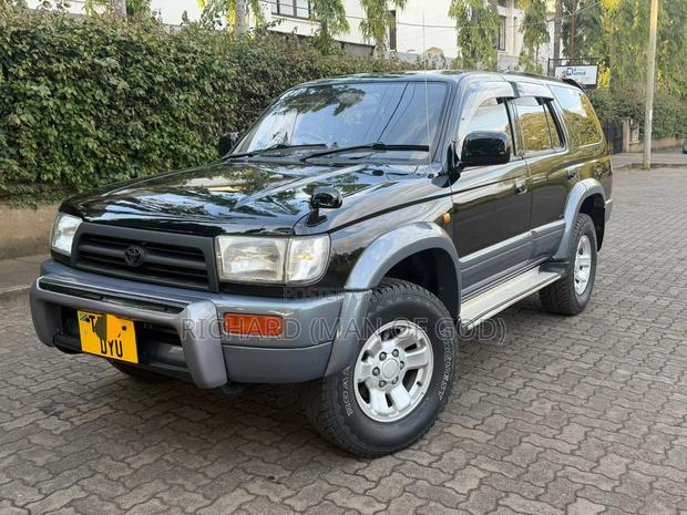 Toyota Hilux Surf 2003 Black