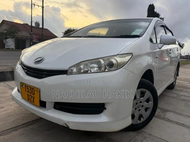 Toyota Wish 2011 White
