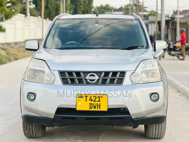 Nissan X-Trail 2009 Silver