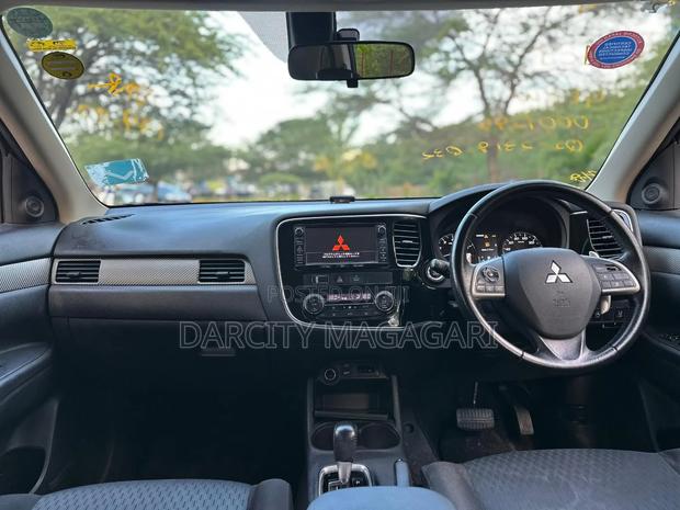 Mitsubishi Outlander 2014 Black
