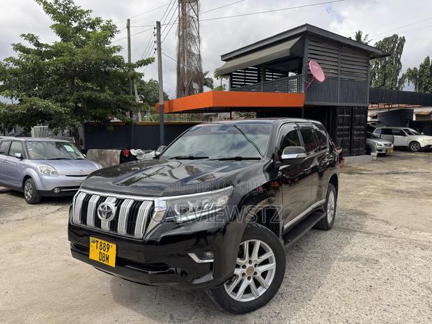 Toyota Land Cruiser Prado 2.7 i 2012 Black
