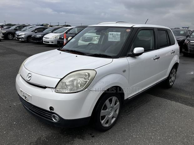 Mazda Verisa 2006 Pearl