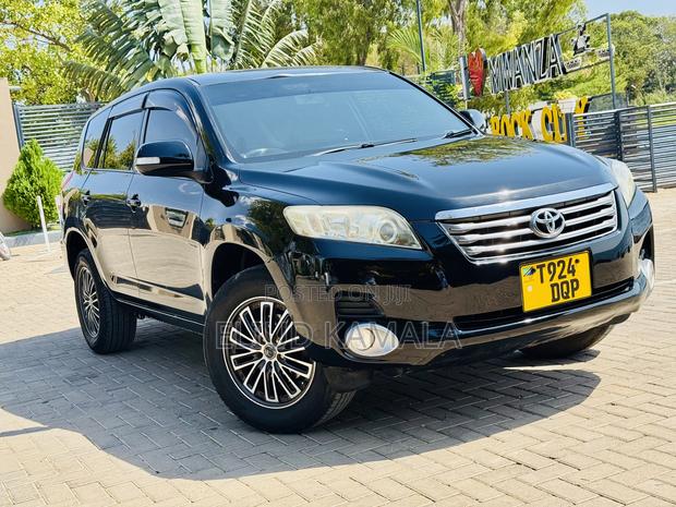 Toyota Vanguard 2008 Black