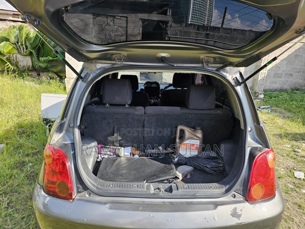 Toyota IST 2005 Gray