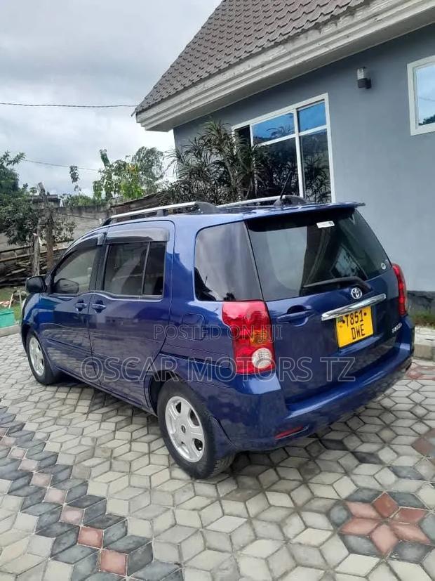 Toyota Raum 2007 Blue