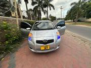 Toyota Vitz 2007 Silver for sale