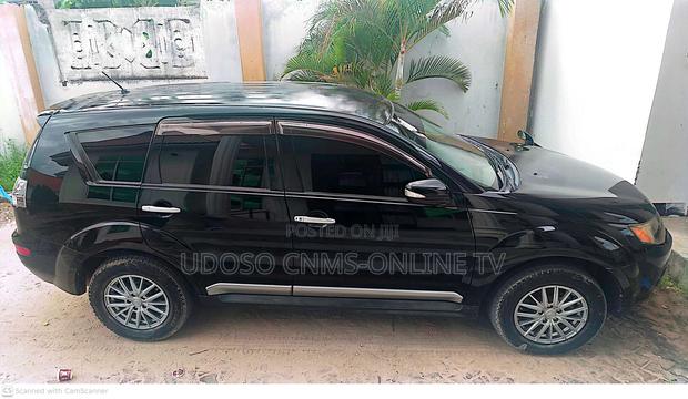 Mitsubishi Outlander Sport ES 2011 Black
