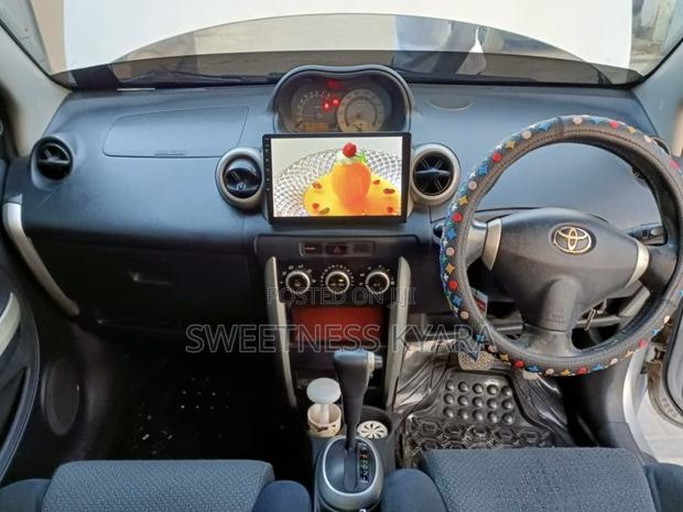 Toyota IST 2005 Silver