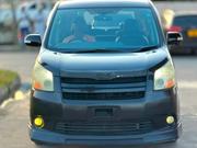 Toyota Noah 2010 Black for sale