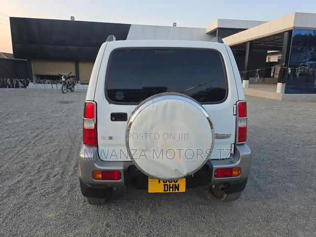 Suzuki Jimny 2002 Off white