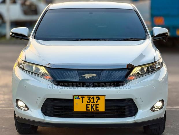 Toyota Harrier 2015 White