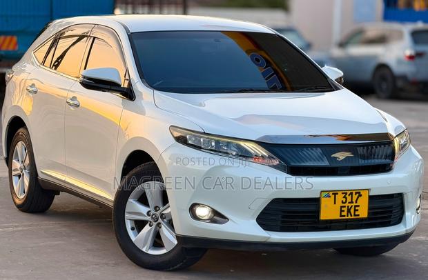 Toyota Harrier 2015 White