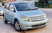 Toyota IST 2005 Blue for sale