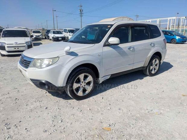 Subaru Forester 2.0D XS 2010 Pearl