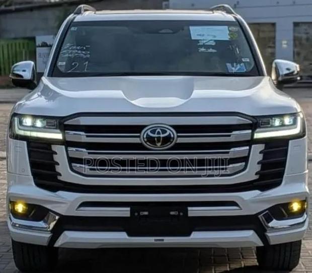 New Toyota Land Cruiser 2025 White