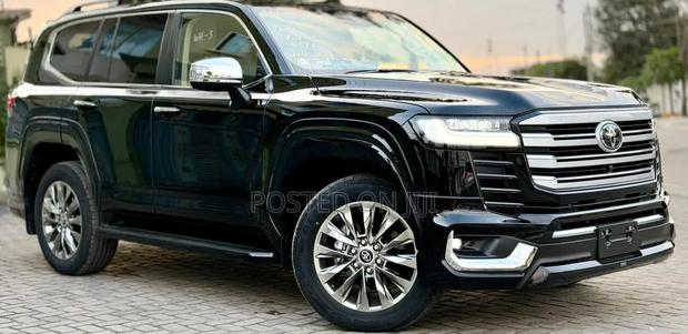 New Toyota Land Cruiser 2025 Black