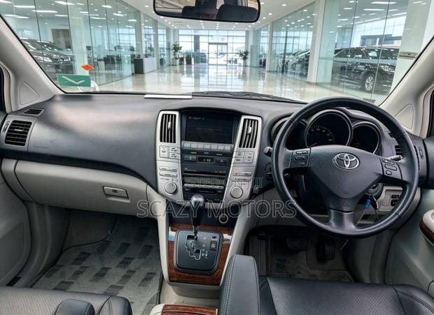 Toyota Harrier 2008 White