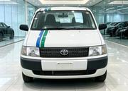 Toyota Succeed 2013 White for sale