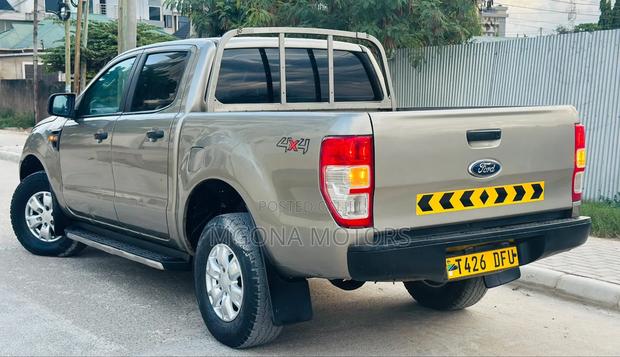 Ford Ranger 2015 Gray